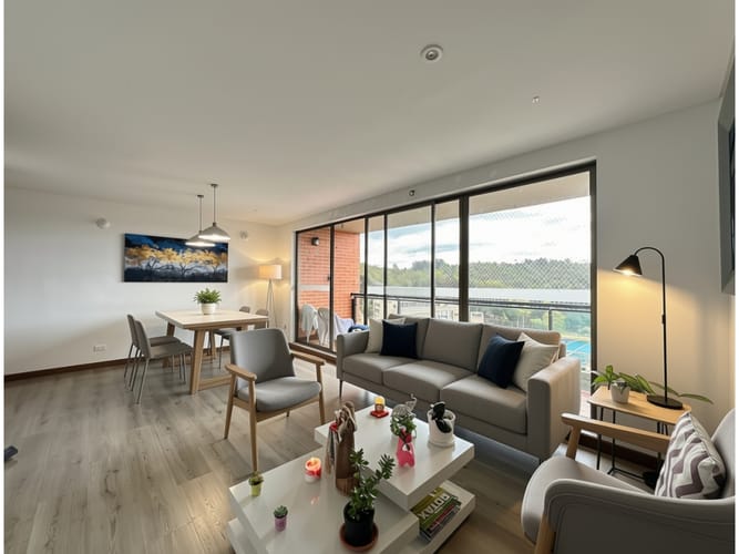 Apartamento de 3 alcobas en venta en Altos De La Colina, Bogotá, 108 m² · foto 2 de 20