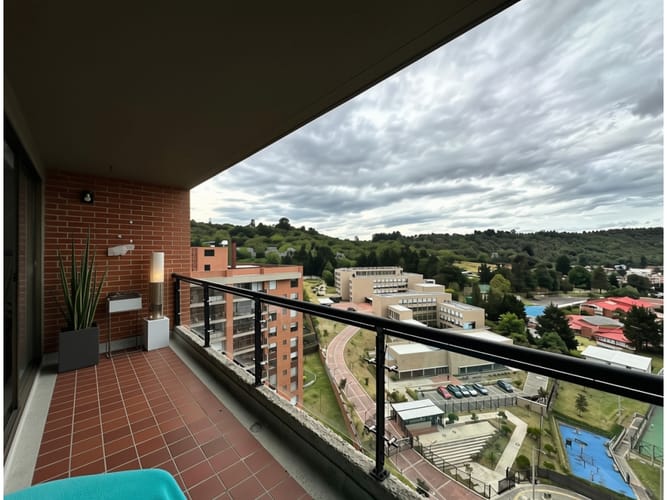 Apartamento de 3 alcobas en venta en Altos De La Colina, Bogotá, 108 m² · foto 3 de 20