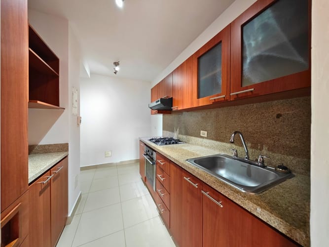 Apartamento de 3 alcobas en venta en Altos De La Colina, Bogotá, 108 m² · foto 10 de 20