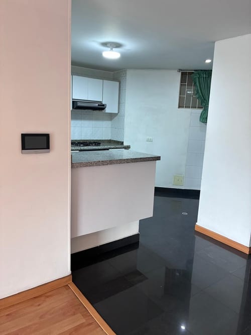 Apartaestudio en venta en El Batán, Bogotá, 52 m² · foto 7 de 16