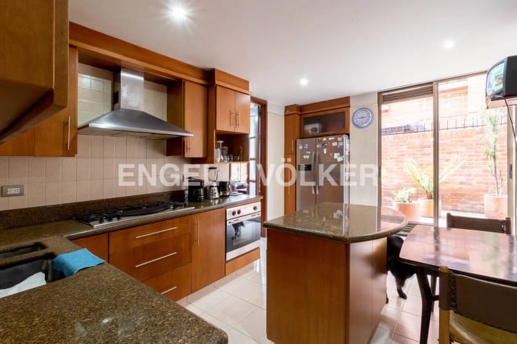 Apartamento de 3 alcobas en venta en Santa Bibiana, Bogotá, 190 m² · foto 8 de 15