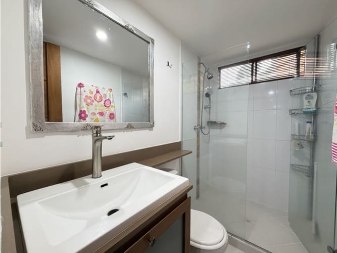 Apartamento de 3 alcobas en venta en Aves Maria, Sabaneta, 99 m² · foto 6 de 13