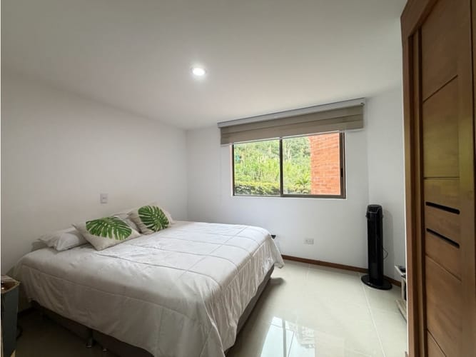 Apartamento de 3 alcobas en venta en Aves Maria, Sabaneta, 99 m² · foto 7 de 13