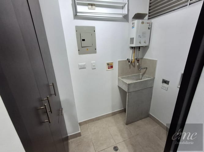 Apartaestudio en arriendo en Alejandria, Medellín, 54 m² · foto 3 de 23