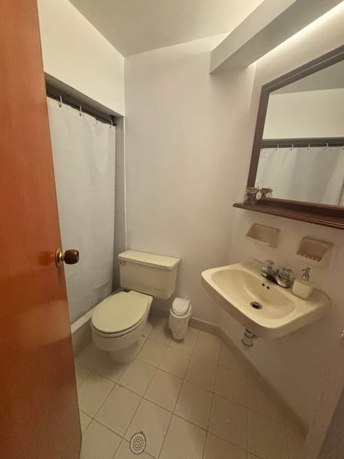 Apartamento de 1 alcoba en arriendo en Chapinero Central, Bogotá, 33 m² · foto 3 de 5