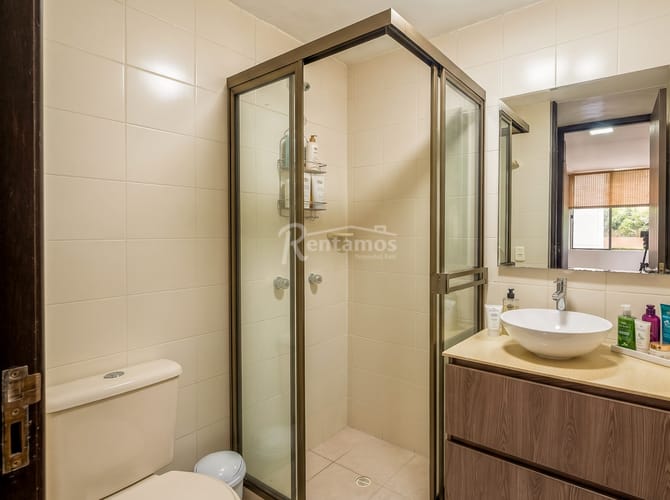 Apartamento de 3 alcobas en venta en La Paz, Envigado, 66 m² · foto 14 de 20