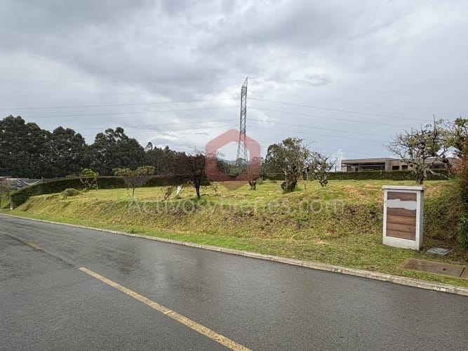Lote en venta en San Miguel, La Ceja, 2000 m² · foto 3 de 7