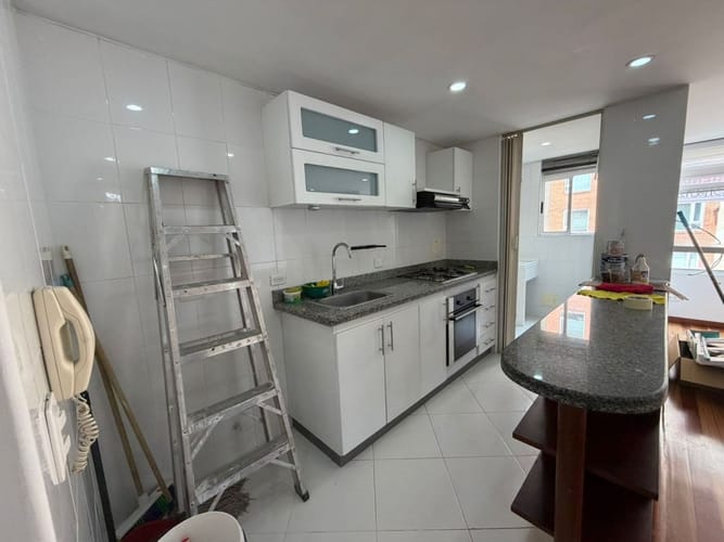 Apartamento de 1 alcoba en arriendo en Ciudad Salitre, Bogotá, 62 m² · foto 16 de 24