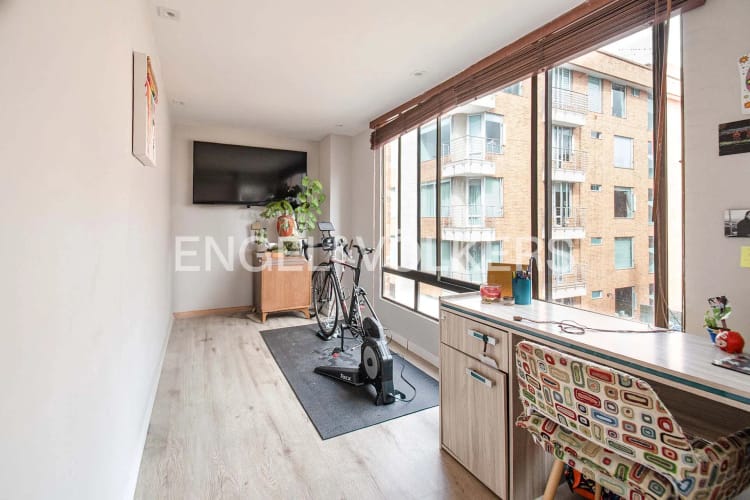 Apartamento de 4 alcobas en venta en San Patricio, Bogotá, 179 m² · foto 7 de 18