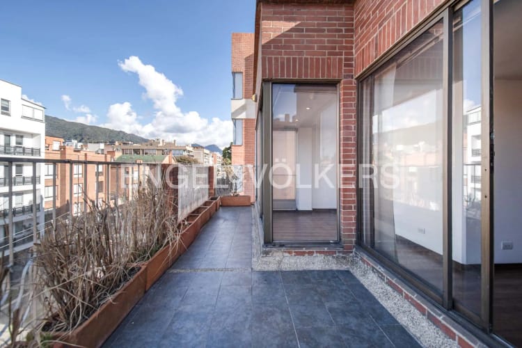 Apartamento de 3 alcobas en venta en Santa Bibiana, Bogotá, 144 m² · foto 3 de 14