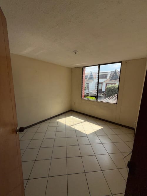 Casa de 4 alcobas en venta en Cañaveral, Floridablanca, 206 m² · foto 11 de 24