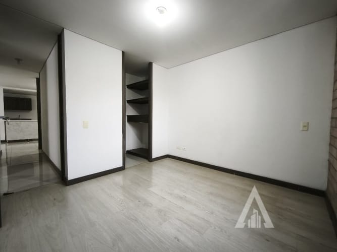 Apartamento de 3 alcobas en arriendo en Las Lomitas, Sabaneta, 72 m² · foto 2 de 18