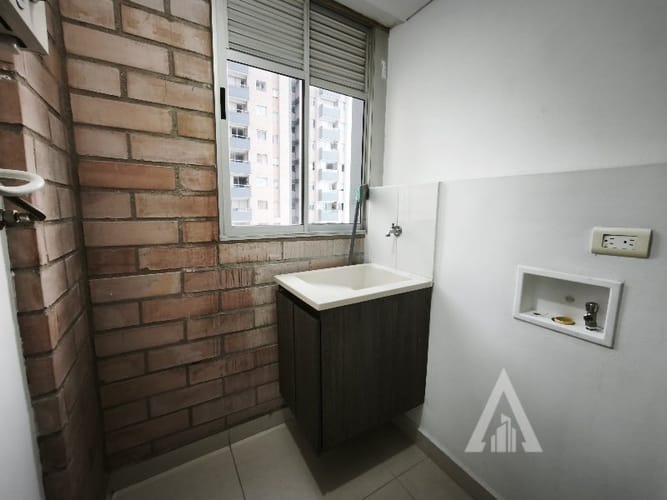 Apartamento de 3 alcobas en arriendo en Las Lomitas, Sabaneta, 72 m² · foto 7 de 18