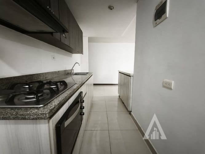 Apartamento de 3 alcobas en arriendo en Las Lomitas, Sabaneta, 72 m² · foto 9 de 18