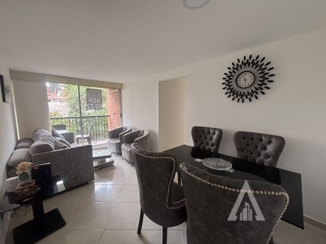 Apartamento de 3 alcobas en arriendo en Camino Verde, Envigado, 65 m² · foto 2 de 11