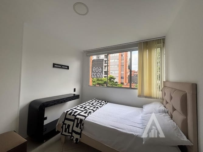 Apartamento de 3 alcobas en arriendo en Camino Verde, Envigado, 65 m² · foto 9 de 11
