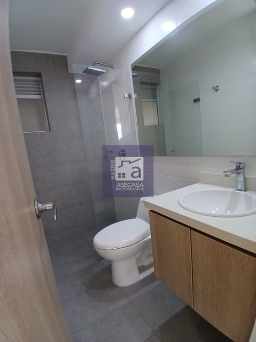 Apartamento de 3 alcobas en arriendo en Anillo Vial, Floridablanca, 85 m² · foto 7 de 20