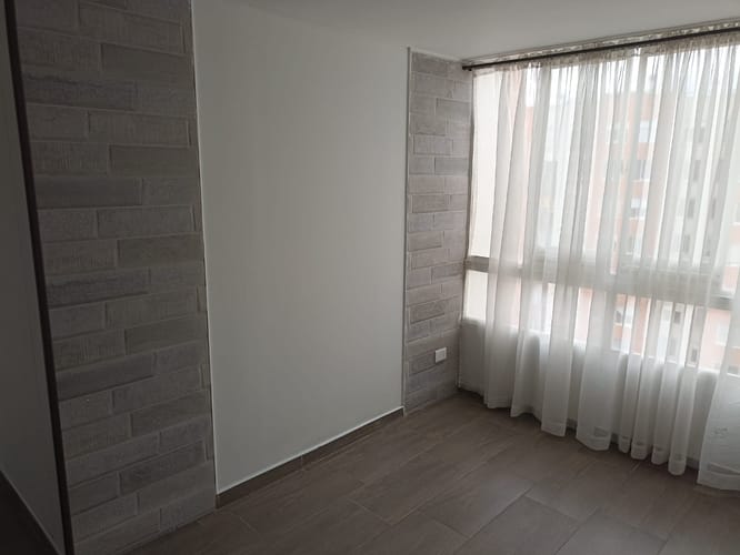 Apartamento de 3 alcobas en venta en Fontibon, Bogotá, 49 m² · foto 3 de 12