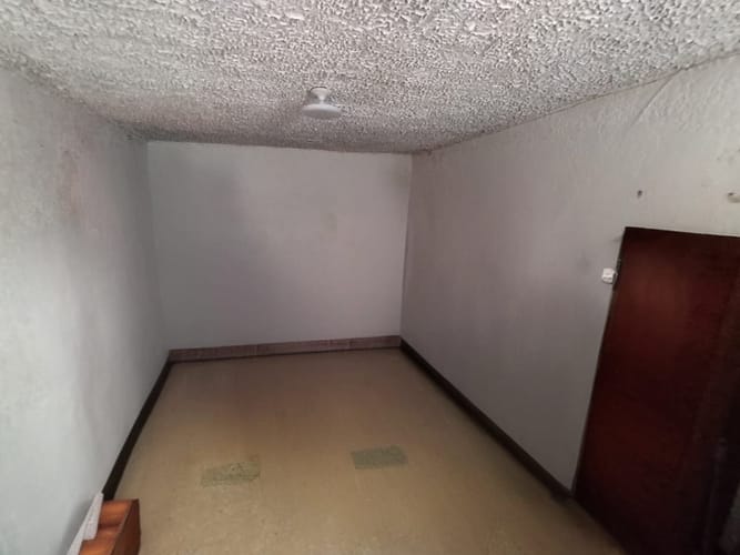 Casa de 17 alcobas en venta en San Jose Sur, Bogotá, 638 m² · foto 3 de 24