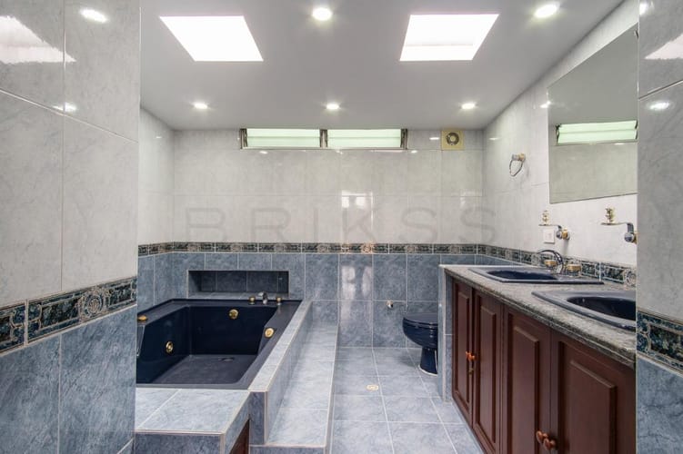 Apartamento de 4 alcobas en venta en Cedro Narvaez, Bogotá, 144 m² · foto 15 de 18