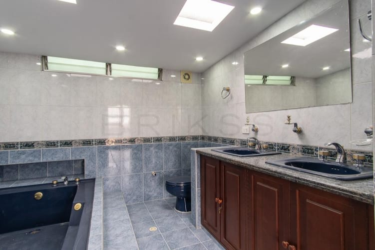 Apartamento de 4 alcobas en venta en Cedro Narvaez, Bogotá, 144 m² · foto 16 de 18