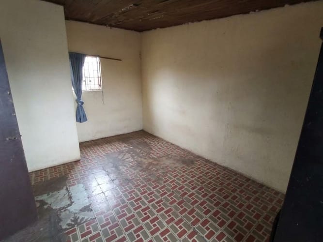 Casa de 6 alcobas en venta en San Jose Sur, Bogotá, 260 m² · foto 3 de 21
