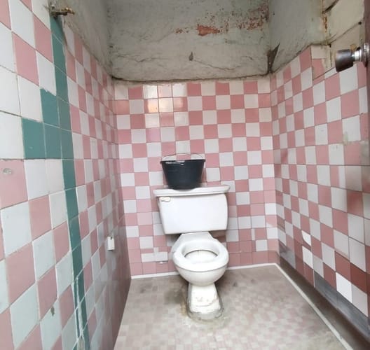 Casa de 6 alcobas en venta en San Jose Sur, Bogotá, 260 m² · foto 8 de 21