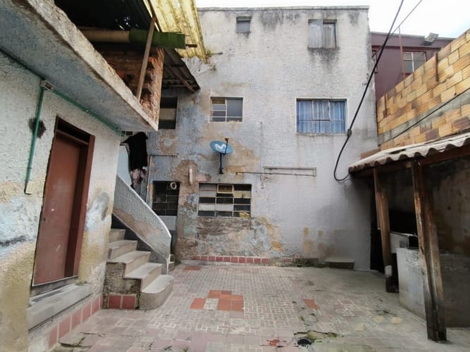 Casa de 6 alcobas en venta en San Jose Sur, Bogotá, 260 m² · foto 15 de 21