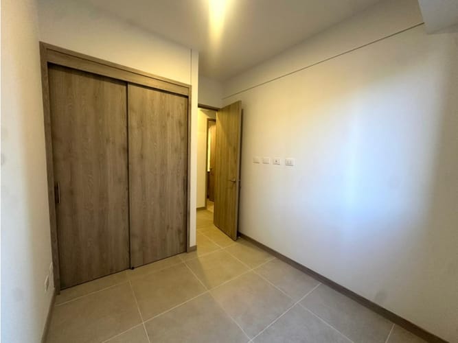 Apartamento de 3 alcobas en venta en Ciudad Del Río, Medellín, 72 m² · foto 7 de 20