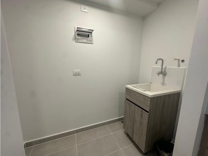 Apartamento de 3 alcobas en venta en Ciudad Del Río, Medellín, 72 m² · foto 8 de 20