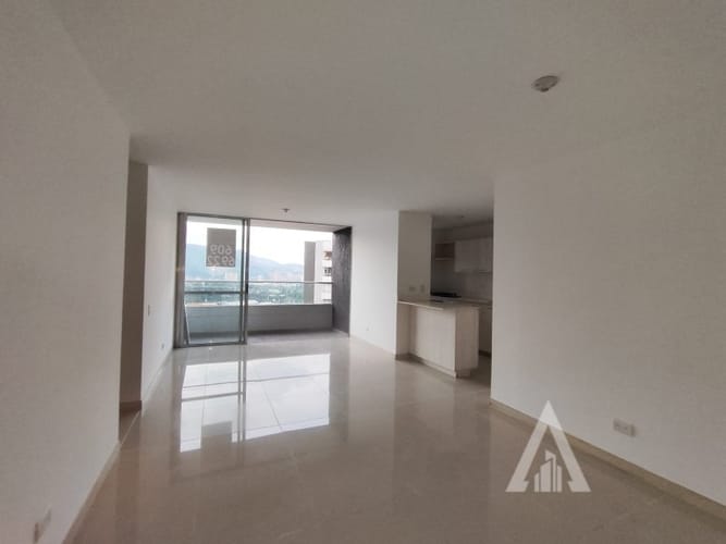 Apartamento de 3 alcobas en arriendo en Las Lomitas, Medellín, 88 m² · foto 12 de 16