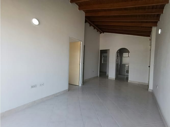 Apartamento de 2 alcobas en venta en Miraflores, Medellín, 47 m² · foto 2 de 15
