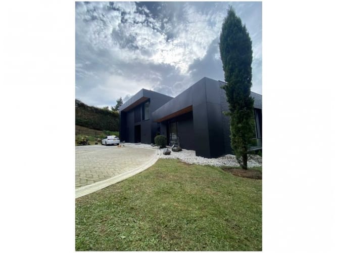 Casa de 7 alcobas en venta en Vía Las Palmas, Envigado, 400 m² · foto 6 de 21
