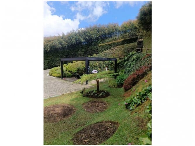 Casa de 7 alcobas en venta en Vía Las Palmas, Envigado, 400 m² · foto 9 de 21