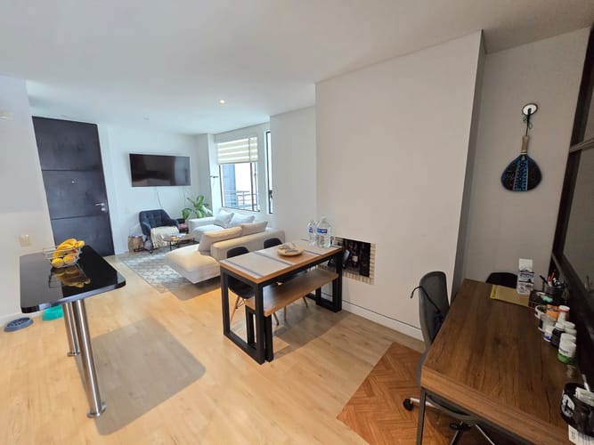 Apartaestudio en venta en Chicó Navarra, Bogotá, 60 m² · foto 7 de 24