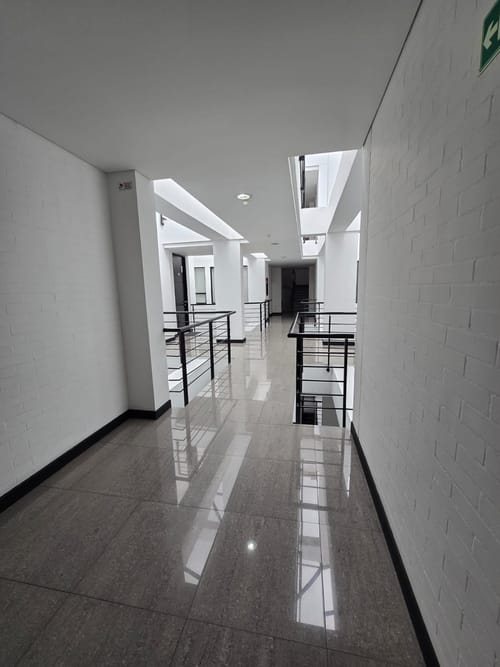 Apartaestudio en venta en Chicó Navarra, Bogotá, 60 m² · foto 5 de 24
