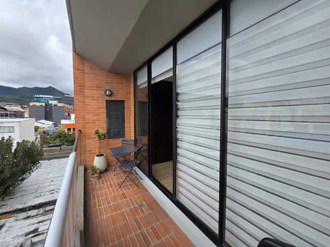 Apartaestudio en venta en Chicó Navarra, Bogotá, 60 m² · foto 16 de 24