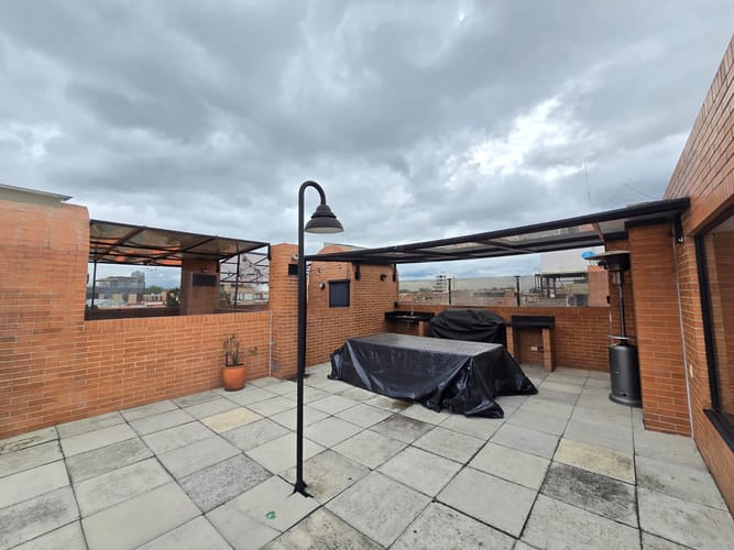 Apartaestudio en venta en Chicó Navarra, Bogotá, 60 m² · foto 21 de 24