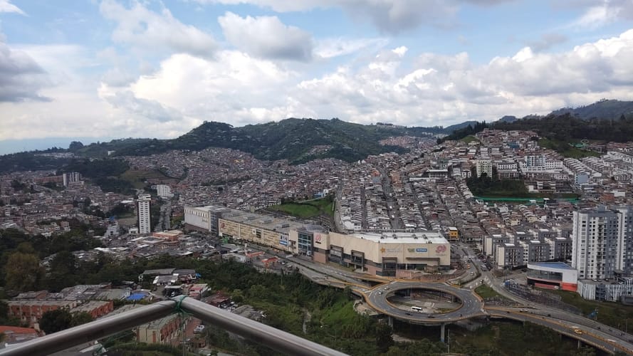 Apartamento de 3 alcobas en venta en Cable, Manizales, 67 m² · foto 6 de 24