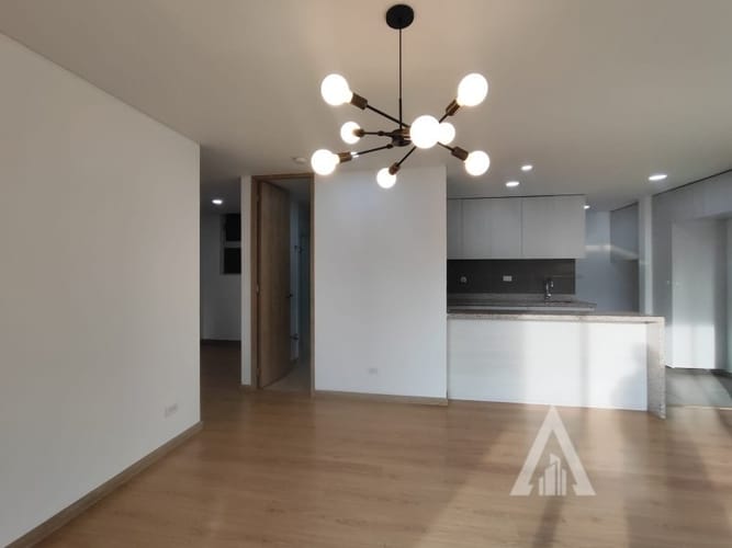 Apartamento de 3 alcobas en arriendo en Las Lomitas, Medellín, 90 m² · foto 14 de 17
