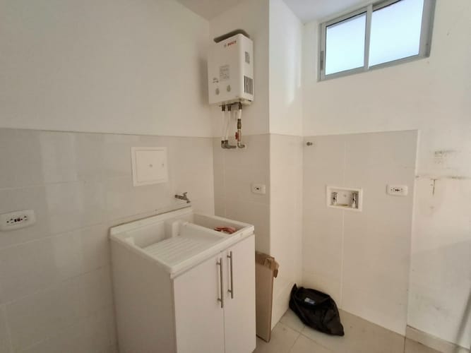 Casa de 3 alcobas en venta en La Pola, Ibagué, 84 m² · foto 4 de 23