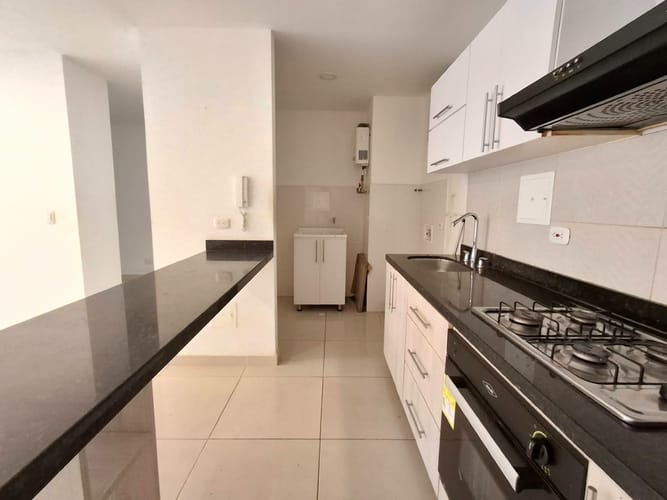 Casa de 3 alcobas en venta en La Pola, Ibagué, 84 m² · foto 5 de 23