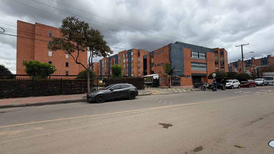 Apartamento de 3 alcobas en arriendo en Castilla, Bogotá, 65 m² · foto 16 de 16