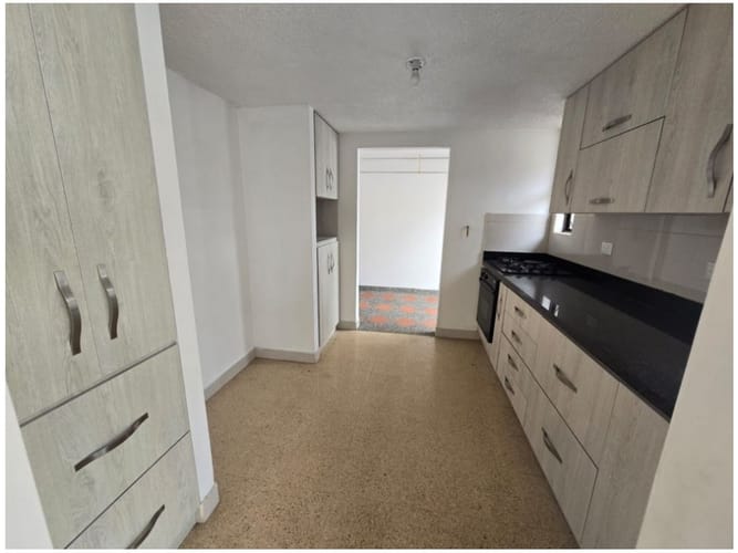 Casa de 3 alcobas en venta en El Dorado, Envigado, 135 m² · foto 7 de 21
