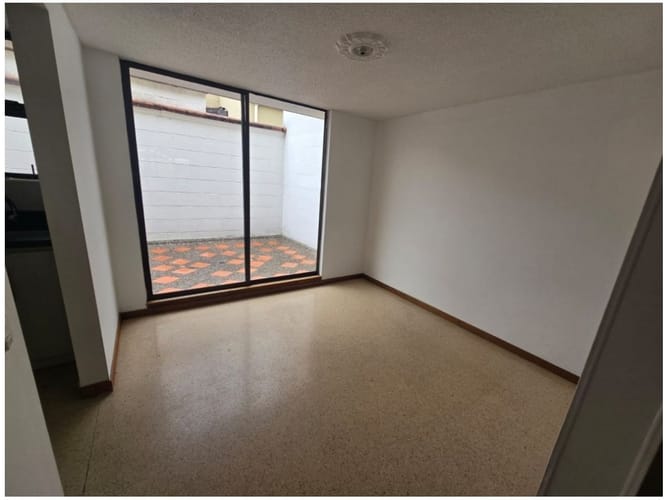 Casa de 3 alcobas en venta en El Dorado, Envigado, 135 m² · foto 8 de 21
