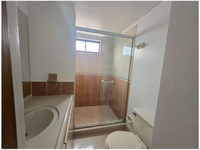 Casa de 3 alcobas en venta en El Dorado, Envigado, 135 m² · foto 21 de 21
