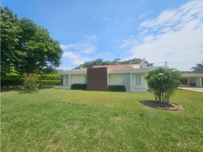 Casa de 3 alcobas en venta en La Morada, Jamundí, 415 m² · foto 2 de 24