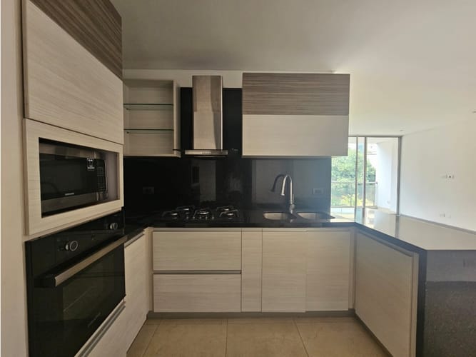 Apartamento de 3 alcobas en venta en Normandia, Cali, 110 m² · foto 4 de 17