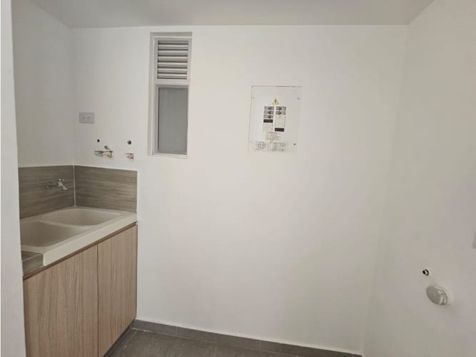 Apartamento de 2 alcobas en venta en Marco Fidel Suarez, Cali, 50 m² · foto 12 de 20