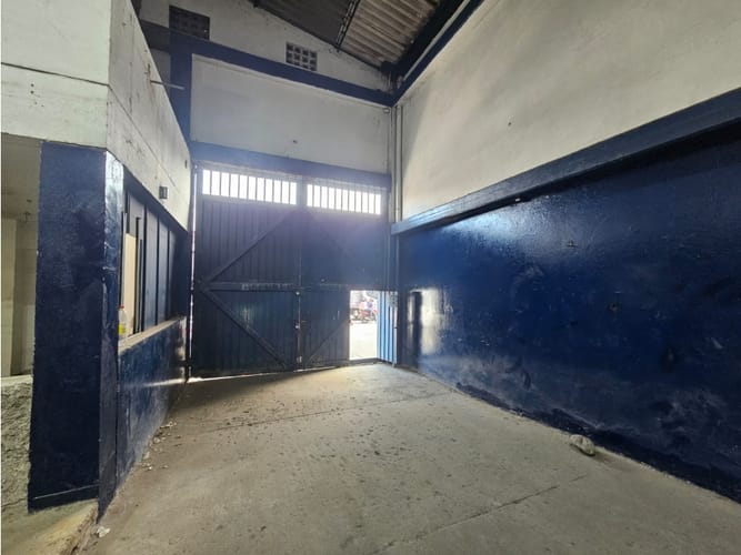 Bodega en arriendo en El Porvenir, Cali, 462 m² · foto 3 de 13